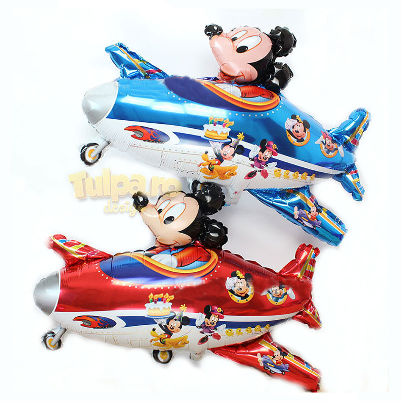 Baloane cu Mickey Mouse in Avion