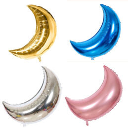 Baloane mari în formă de lună, diverse culori